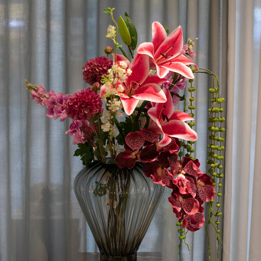 
                      
                        Pink Lily large - Kunstig blomst
                      
                    