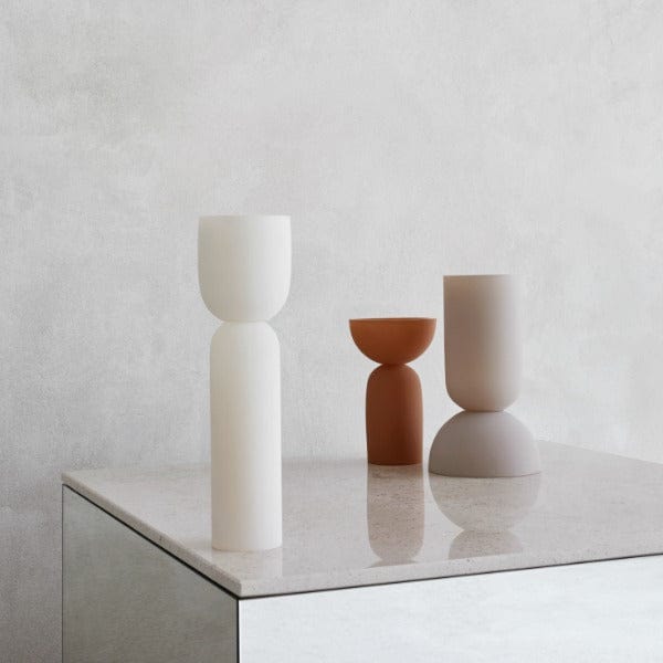 
                  
                    Kristina Dam Studio DUAL VASE - S
                  
                